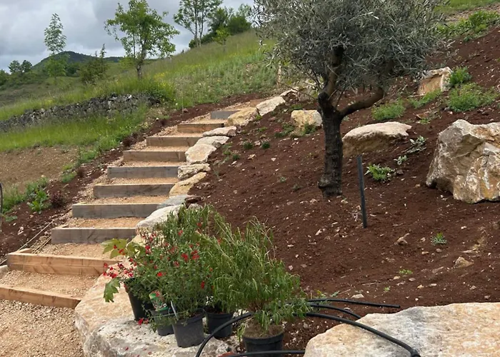 펜션 Lechappee Des Causses