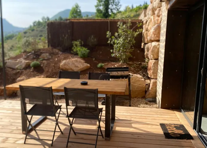 Lechappee Des Causses 펜션 *